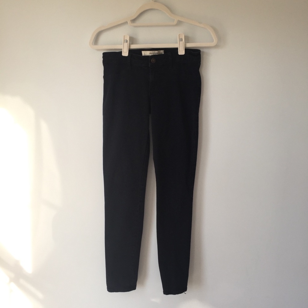 Abercrombie & Fitch | Navy Slim Pants